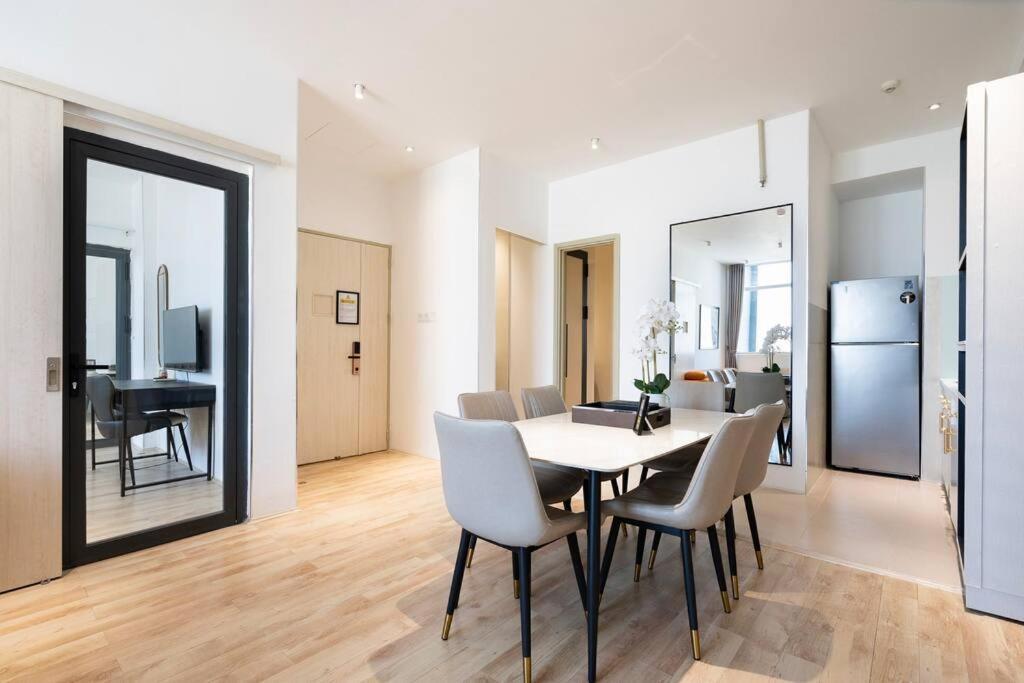 The Rixx Metropolitan@d1/ben Thanh/family/pool/gym Apartment